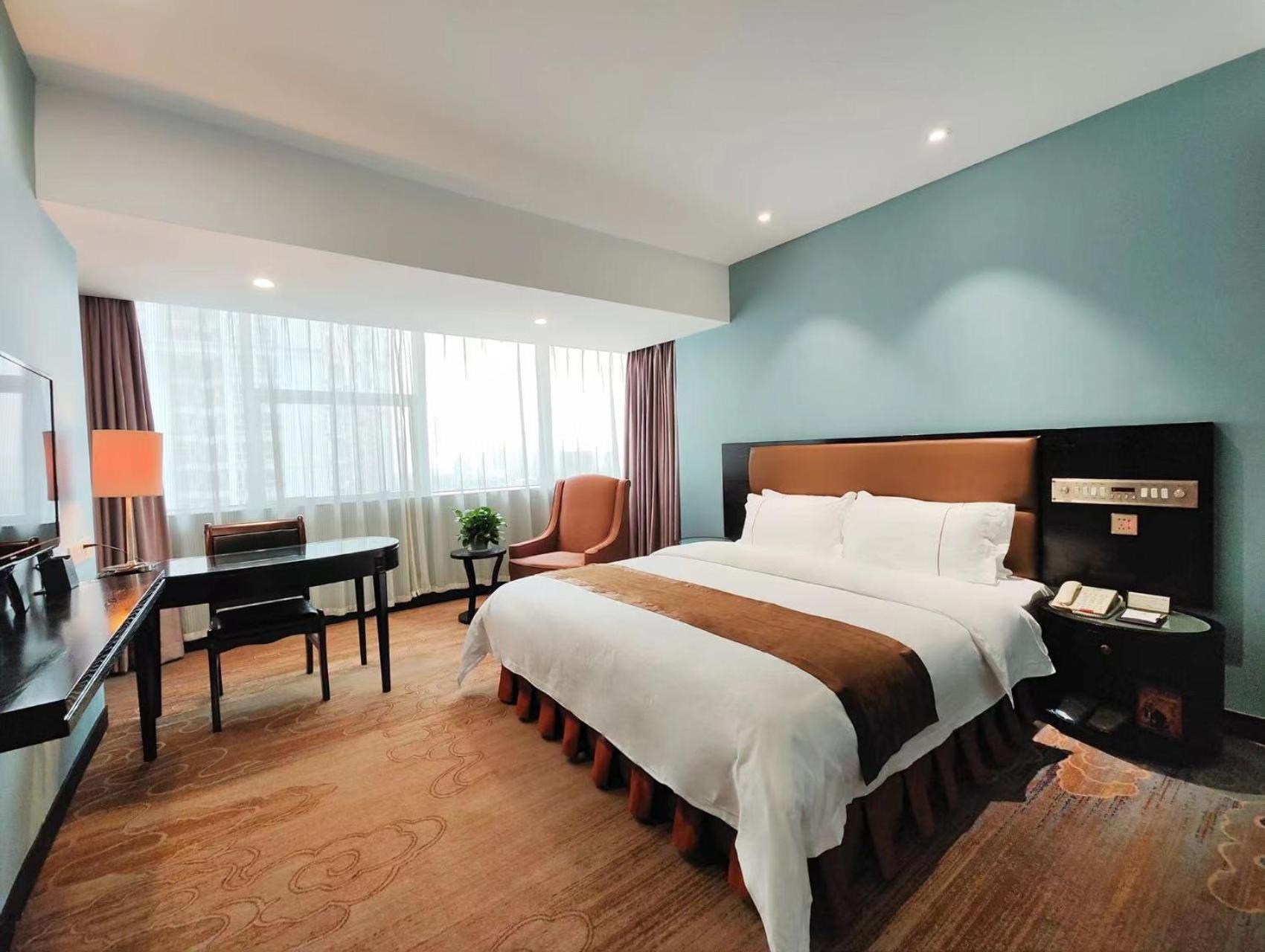 Skyline Plaza Hotel Guangzhou Dış mekan fotoğraf