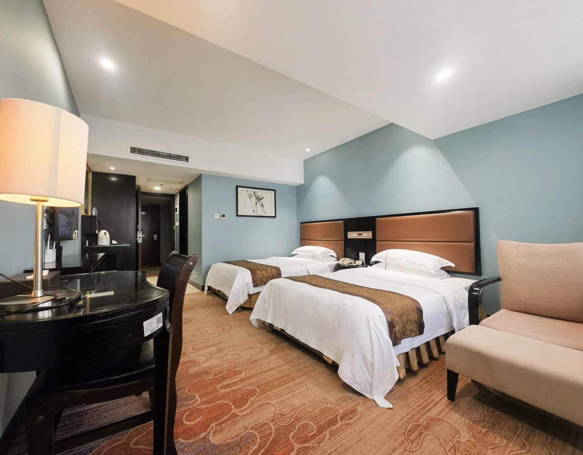 Skyline Plaza Hotel Guangzhou Dış mekan fotoğraf