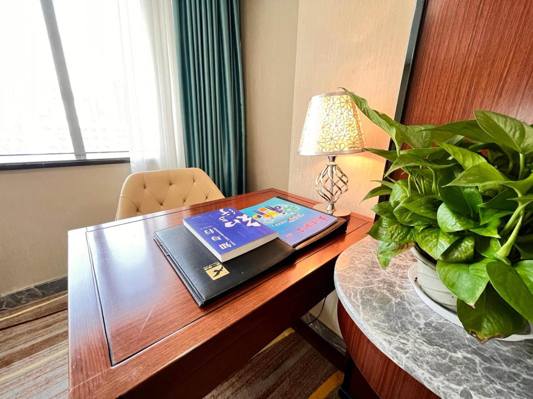 Skyline Plaza Hotel Guangzhou Dış mekan fotoğraf