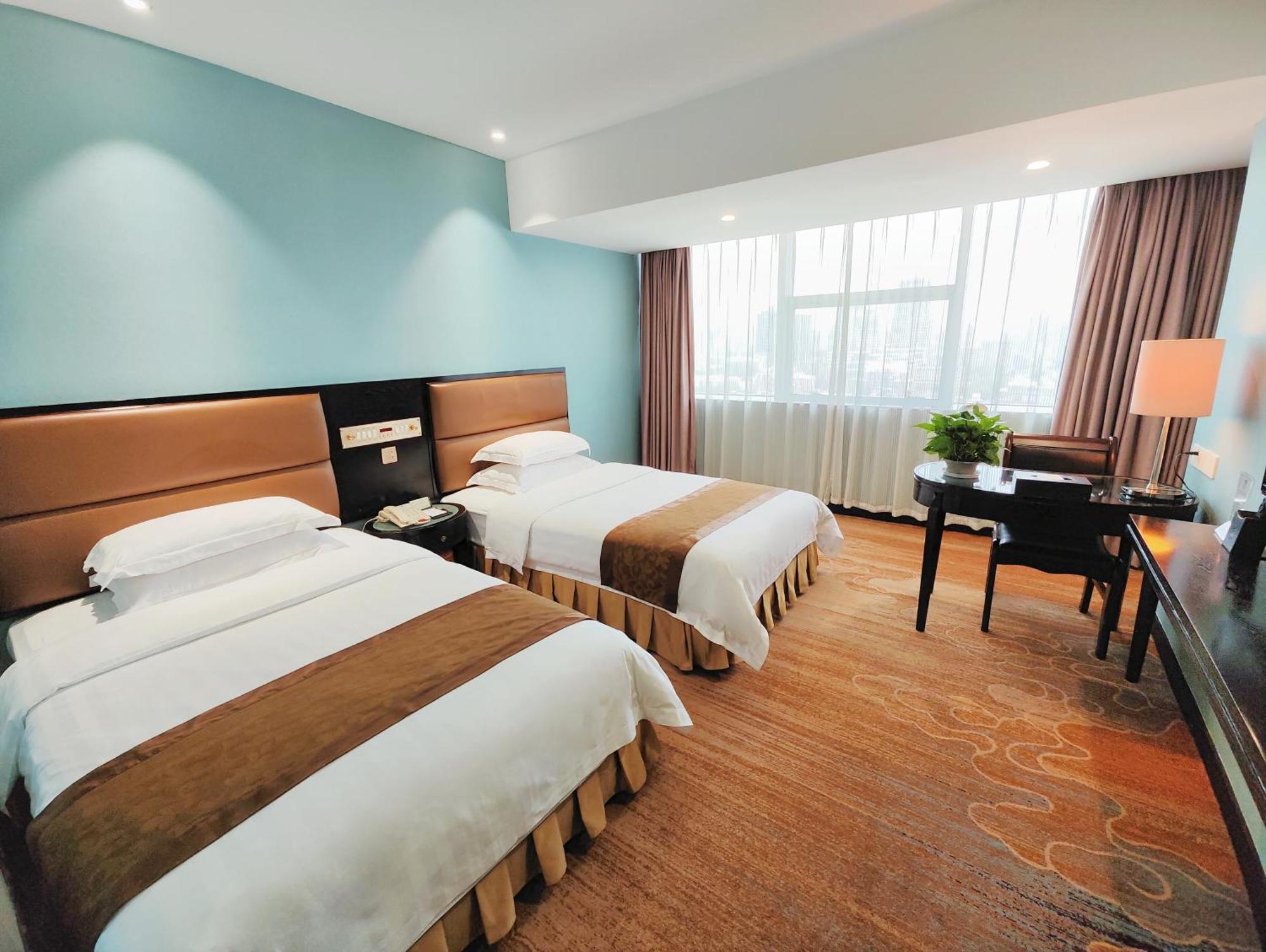 Skyline Plaza Hotel Guangzhou Dış mekan fotoğraf