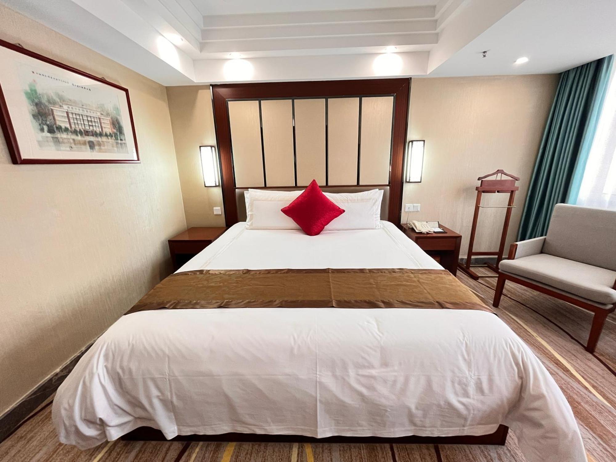Skyline Plaza Hotel Guangzhou Dış mekan fotoğraf